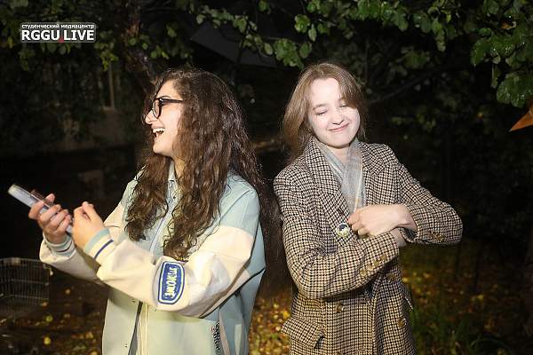 Осенний фестиваль «ОбщЯга-Осень»: как студенты РГГУ создали уют вопреки непогоде