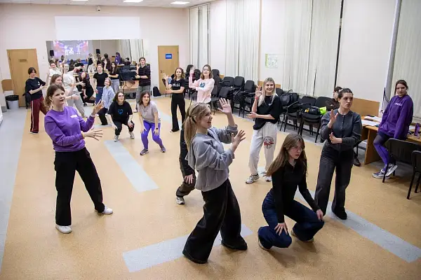 В РГГУ прошёл первый турнир по фиджитал-спорту в дисциплине Just Dance
