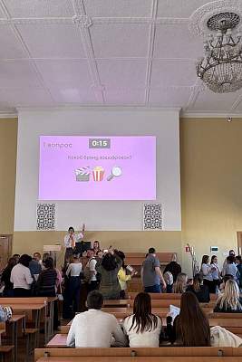 Бренды, шифры и мелодии: студенты факультета маркетинга и рекламы проверили себя в интеллектуальной викторине