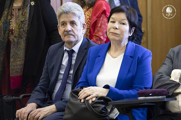 В РГГУ открылась выставка «Дыхание Индии»