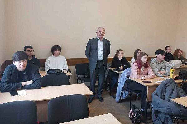 В РГГУ обсудили аспекты противодействия экстремизму и терроризму