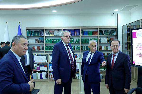 Новый взгляд на права человека: презентация монографии РГГУ в Ташкентe