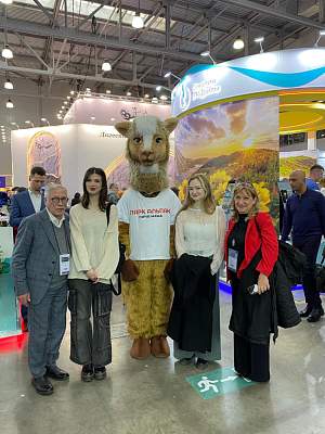 Студенты РГГУ посетили выставку “MITT 2025”