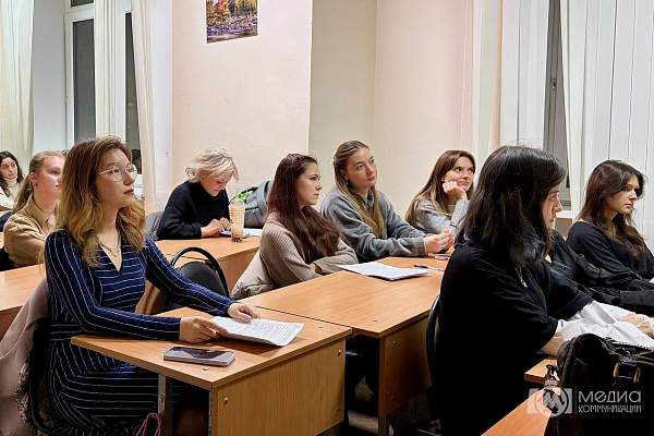 Расширение человека: взгляд сквозь призму Достоевского и Маклюэна