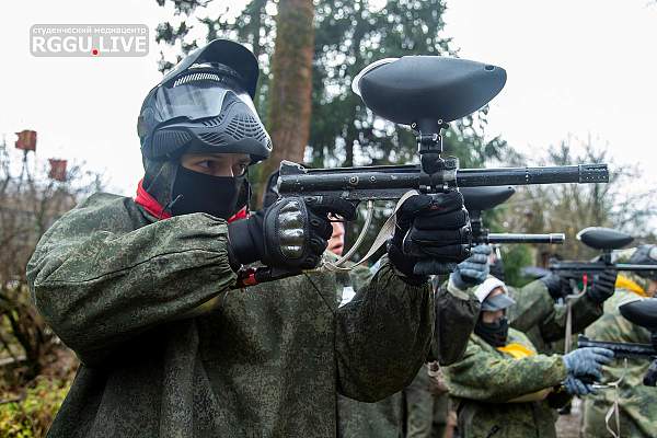 Первый в истории РГГУ: студенты сразились за Кубок ректора по пейнтболу