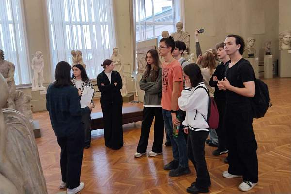 На юридическом факультете состоялся круглый стол «Правовое воспитание предпринимателей»