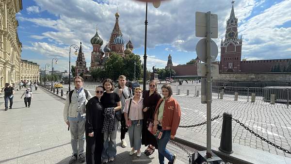 Студенты ИАИ РГГУ приняли участие в экскурсии «Никольская — улица просвещения»