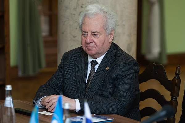 Руководители РГГУ и КазНУ имени аль-Фараби обсудили вопросы сотрудничества