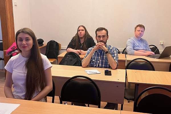 На юридическом факультете состоялось заседание СНО «Лаборатория исследования права цифровой среды и креативного предпринимательства»