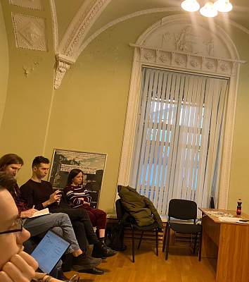 Общая характеристика интуиционистских кондициональных логик и базовая интуиционистская логика Г. К. Ольховикова IntCK