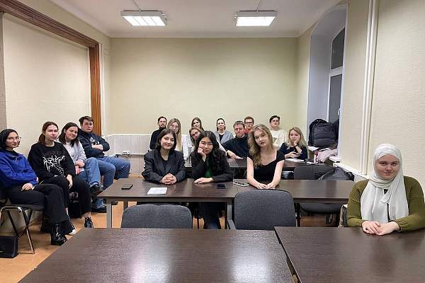 В РГГУ прошла встреча дискуссионного клуба c названием «Реваншизм XX века: теория и практика»