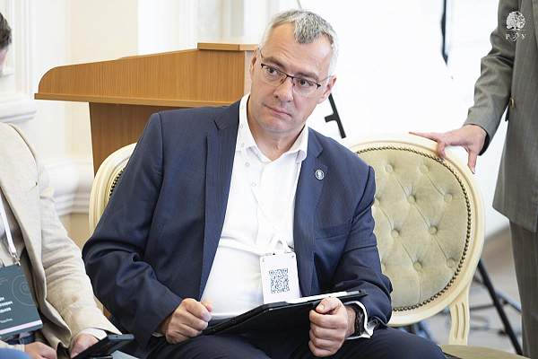 РГГУ на конференции «Цифровое образование XXI век»: о технологическом партнерстве и будущем гуманитарных вузов