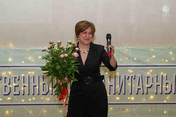 В РГГУ состоялась торжественная церемония вручения аттестатов выпускникам Предуниверсария