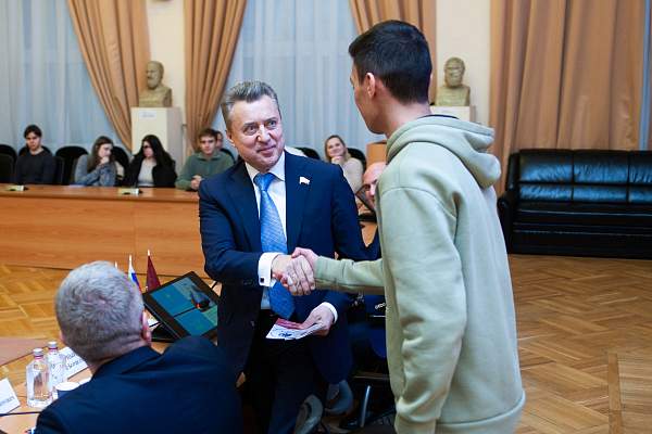 Как Россия борется с коррупцией?