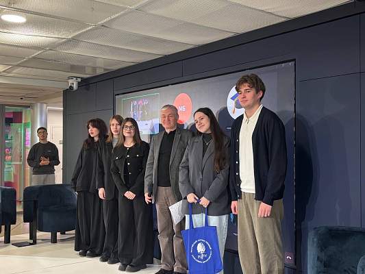 От Владивостока до Калининграда: студенты вузов России собрались на СКИЛЛКИТ