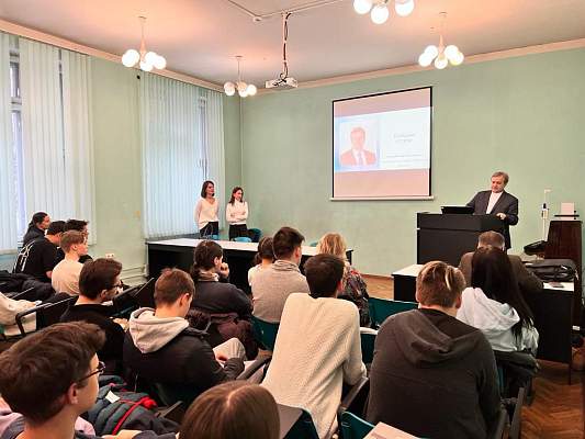 Встреча телекоммуникационной компании МГТС, кадрового партнера РГГУ, со студентами Факультета информационных систем и безопасности