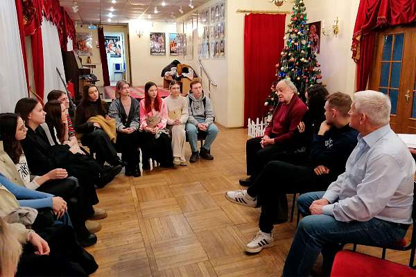  Студенты Института Психологии посетили премьерный спектакль по повести Ф.М. Достоевского 