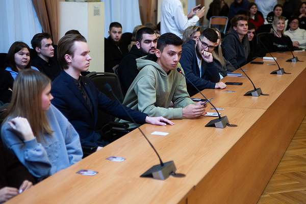 Как Россия борется с коррупцией?