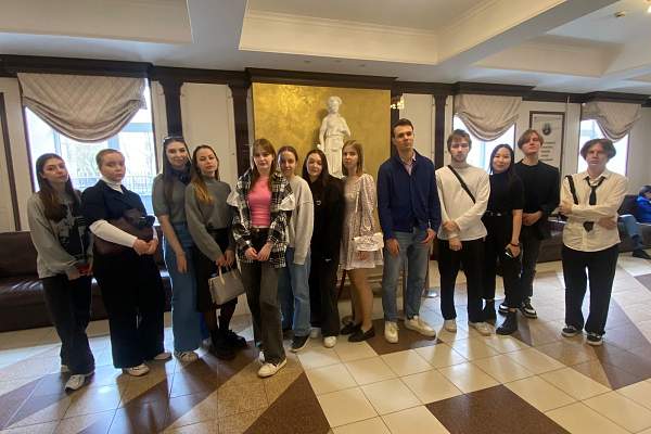 Студенты юридического факультета ИЭУП РГГУ посетили Девятый арбитражный апелляционный суд г. Москвы