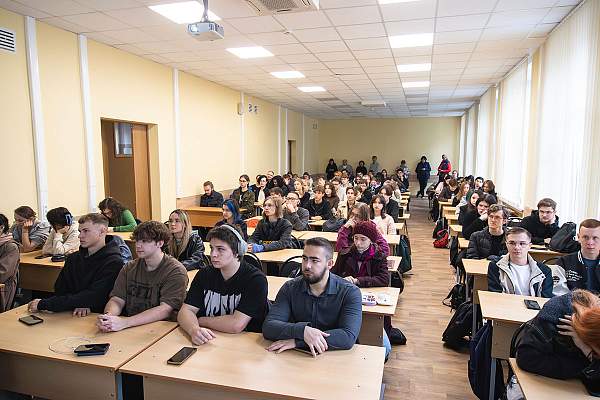 Главное — не спешить: в РГГУ прошла штабная тренировка по гражданской обороне