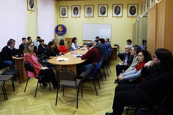 В РГГУ начал работу научно-методологический семинар «Новая парадигма экономической теории»