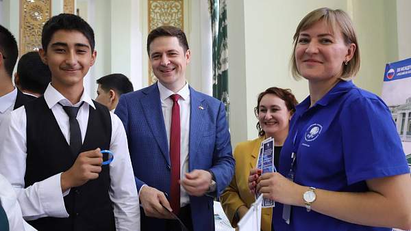 РГГУ принял участие в ХII выставке-ярмарке «Российско-Белорусское образование Таджикистан-2024»