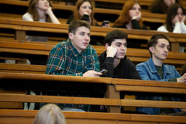 Будущее в руках молодёжи!