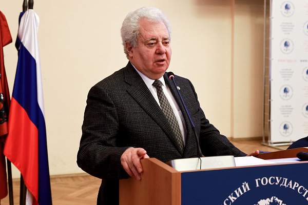 В РГГУ презентовали сборник документов «Об историческом единстве русских и украинцев»