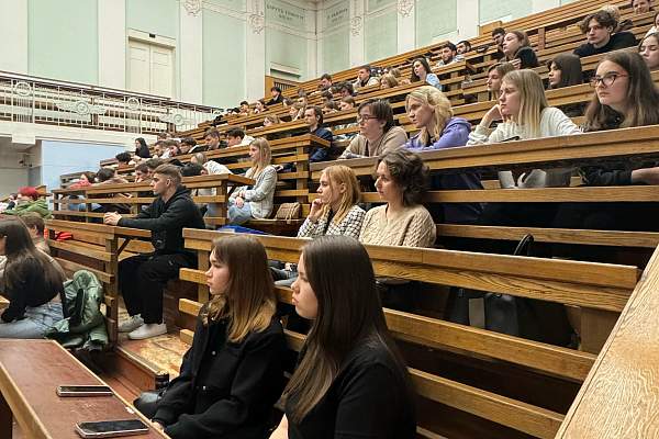 В рамках «Недели карьеры в РГГУ» на юридическом факультете состоялись профориентационные мероприятия