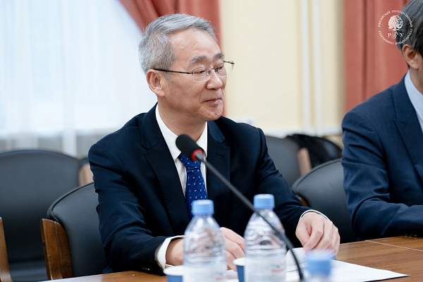 Делегация Министерства образования КНР в РГГУ — о подготовке специалистов и совместных программах