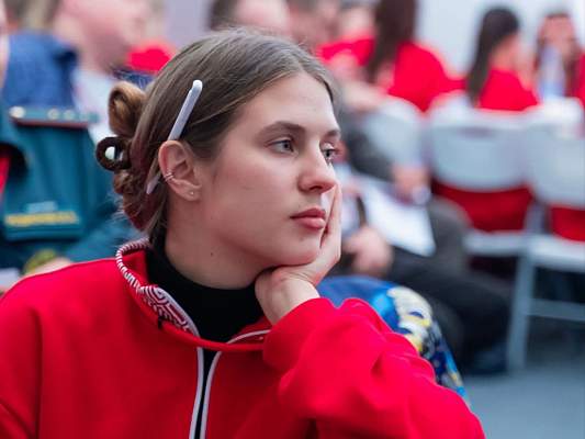Студентка 2 курса факультета медиакоммуникаций стала финалистом Всероссийского конкурса наставников «Быть, а не казаться»