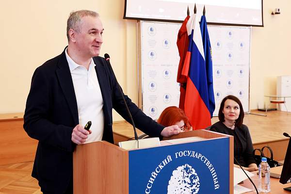 В РГГУ обсудили образовательные и карьерные векторы развития креативной индустрии в условиях новых вызовов современной мировой ситуации