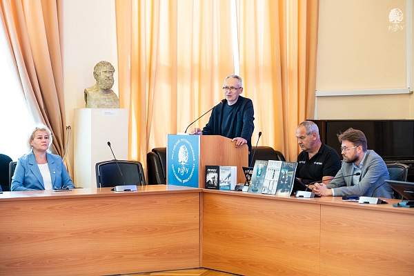 Планета РГГУ: проекты студентов программы «Обучение служением»