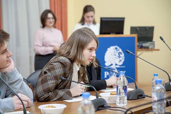 Интеллектуальная игра прошла на заседании «Советской повседневности»