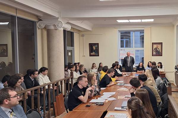 На юридическом факультете состоялся Политический межвузовский диспут, посвященный Дню борьбы с коррупцией