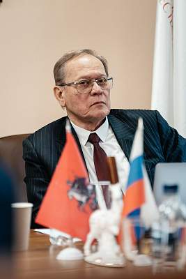 РАЕН поддержала инициативу РГГУ по созданию научной школы платформенной экономики