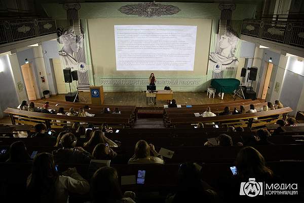 «Создавать искусство из ничего»: правила успешного копирайтера