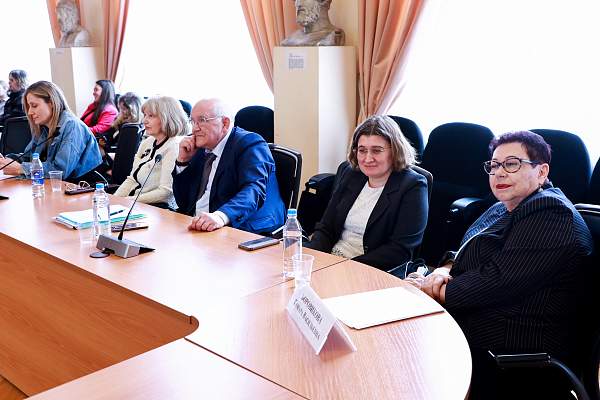 В РГГУ обсудили образовательные и карьерные векторы развития креативной индустрии в условиях новых вызовов современной мировой ситуации